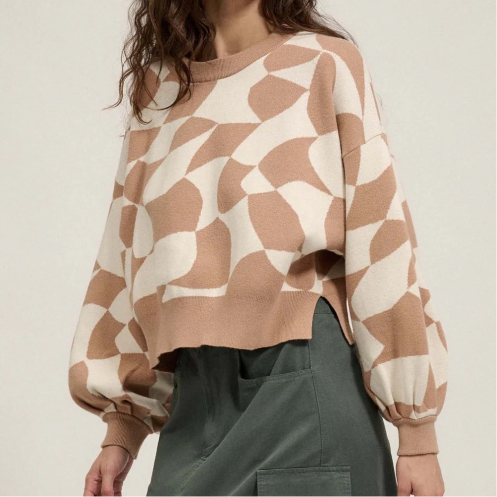 *NWT Queen's Row Abstract Checkerboard Sweater
